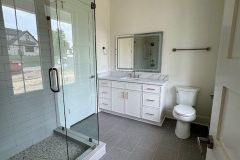 randk-r86-Down-Guest-Bath